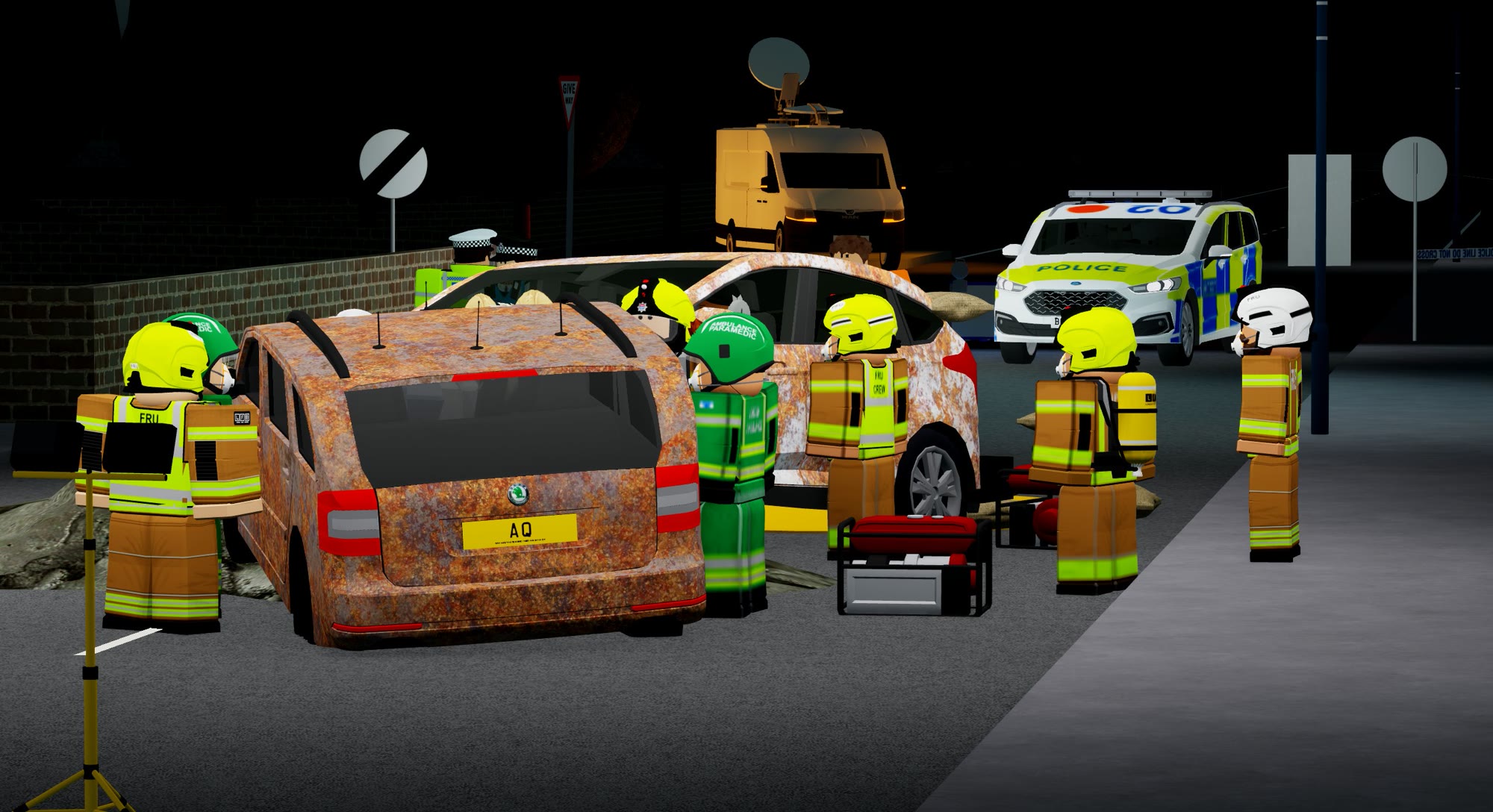 A day of major incidents: an explosion and a chemical leak (photo 2)